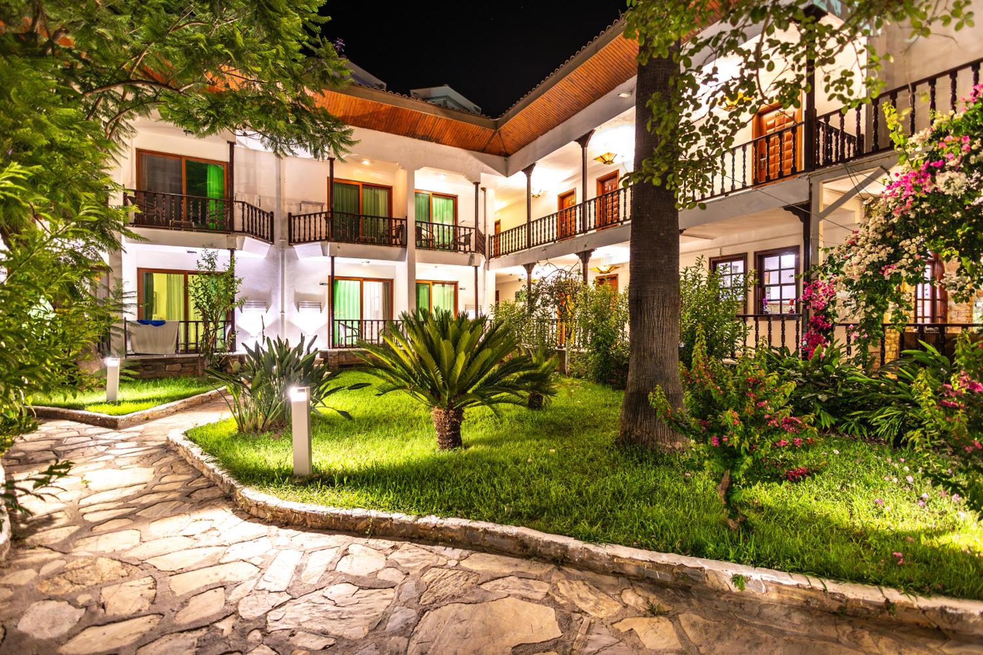 Hotel Ekincik Exteriér fotografie